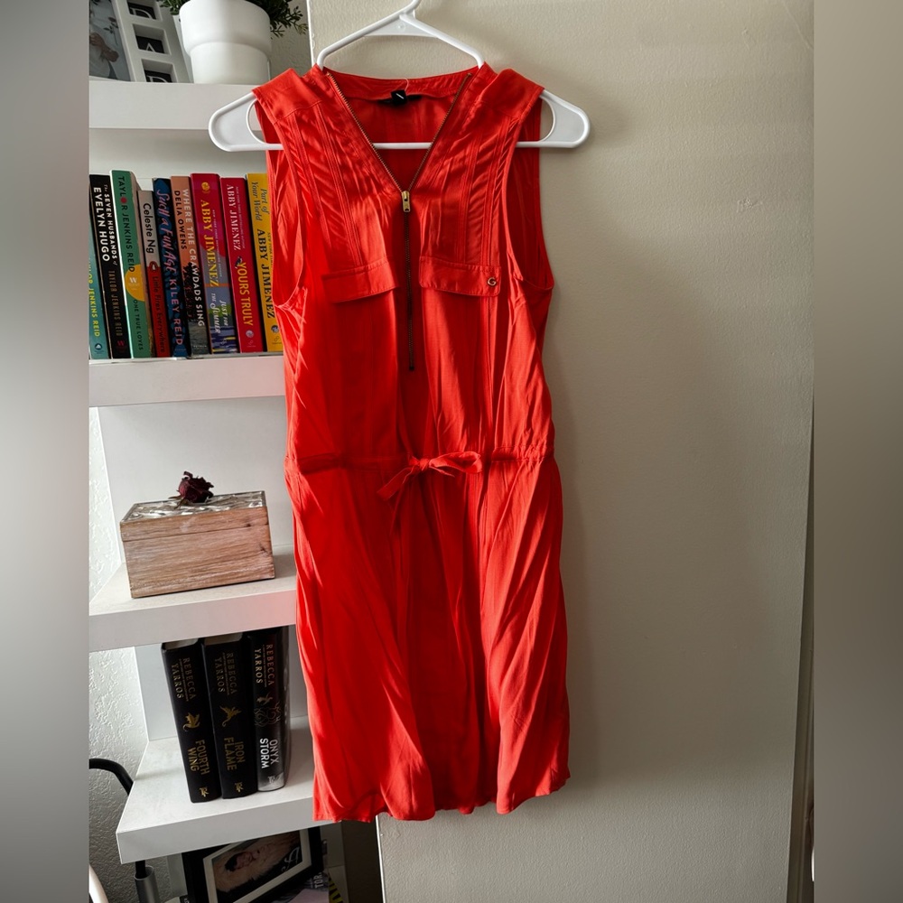 Elegant Red Sleeveless Dress